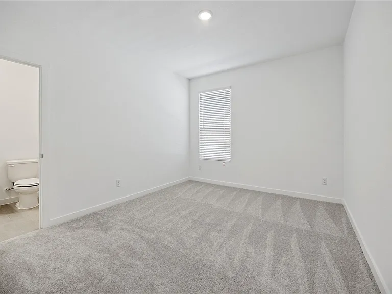 10013 Warlander Dr — Photo 21