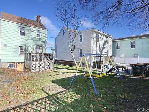 4th image of 107 Broadway