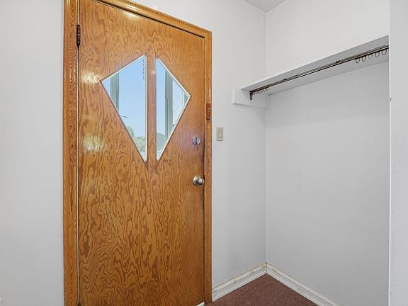 3rd image of 11708 135th St NW