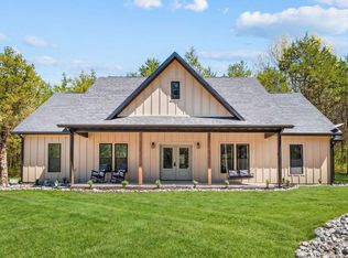 220 Lark Ln, Shell Knob, MO 65747