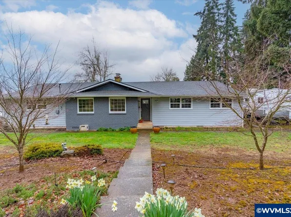 852 Salem Heights Ave S, Salem, OR 97302