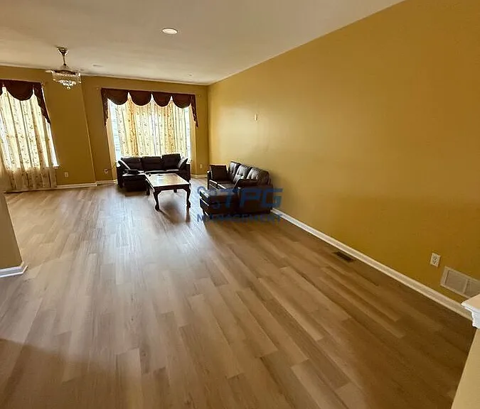 9 Clearbrook Ln — Photo 3