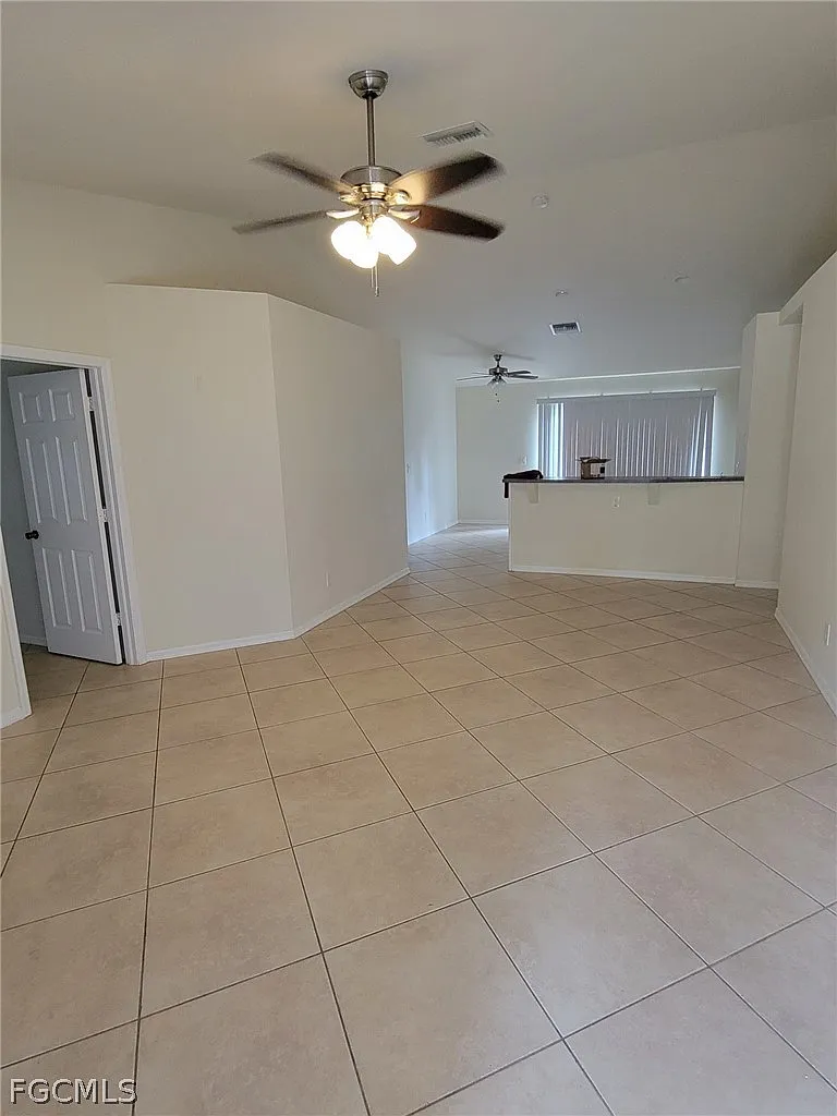Building Photo - 3733 Kittyhawk Dr