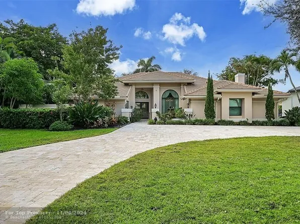 7001 Ventura Ct, Parkland, FL 33067