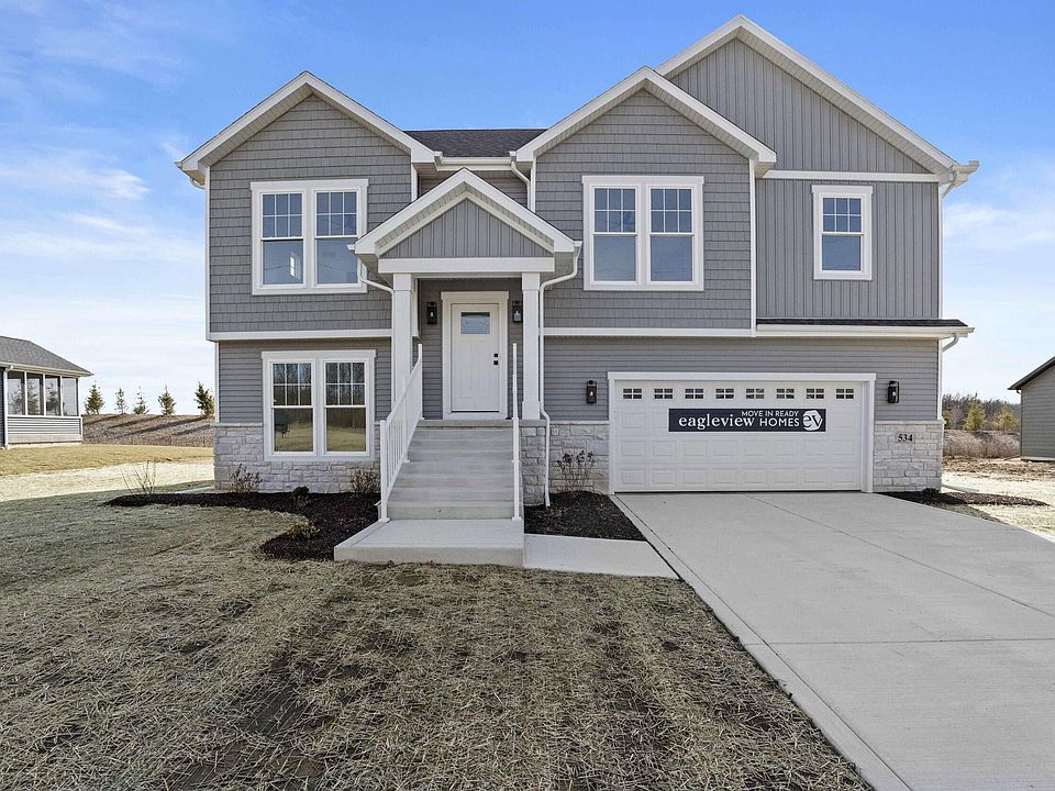 1st image of 543 Scenic View Ave