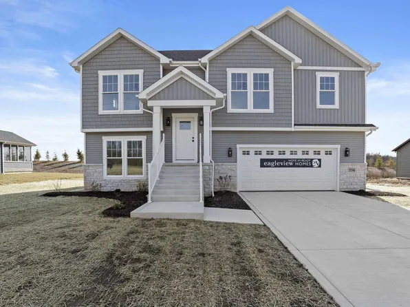 543 Scenic View Ave, Valparaiso, IN 46385