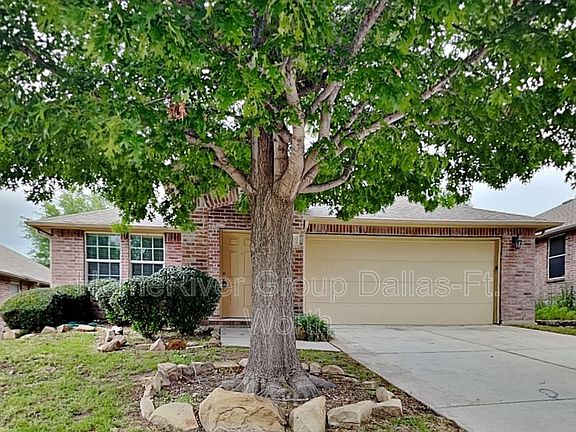 3rd image of 10622 Midway Dr