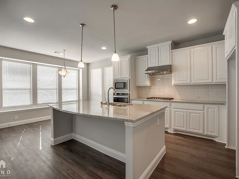 3100 Damsel Sauvage Ln — Photo 14
