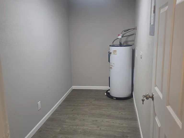 37913 Hillside Ln — Photo 7
