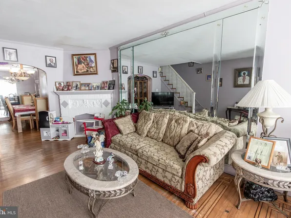 1523 66th Ave, Philadelphia, PA 19126