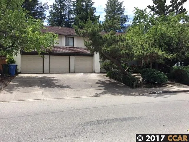 3301 Arbolado Dr photo 1
