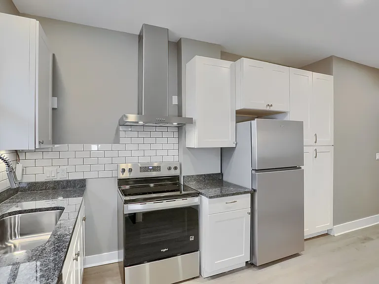 5619 Hays St — Photo 14