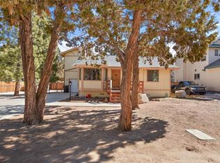 878 Cypress Ln, Big Bear City, CA 92314