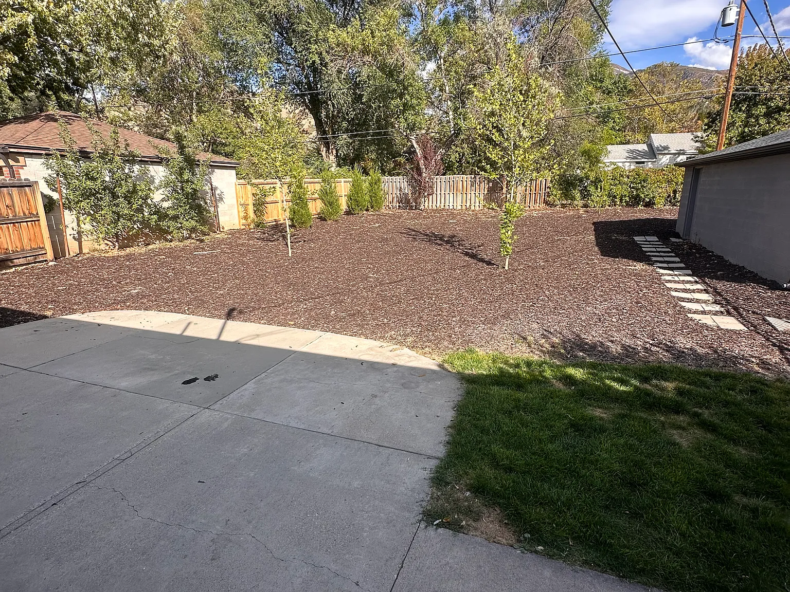 4 bed, 2408 sqft, $4,000 — Photo 4