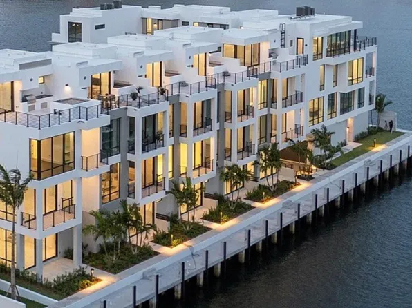 4008 NE 167TH Street #6, North Miami Beach, FL 33160