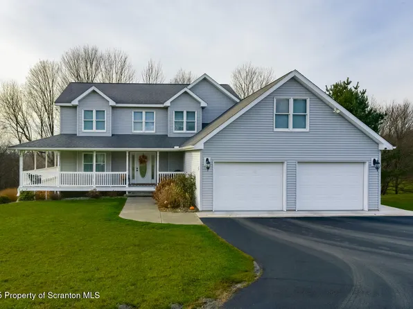 117 Porter Dr, Clifford Township, PA 18421