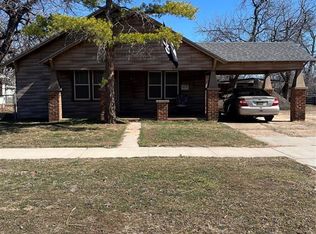 210 N Louis Tittle Ave, Mangum, OK 73554