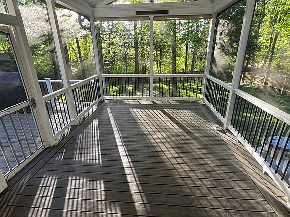 2nd image of 2036 Stoneglen Ln