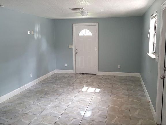 2nd image of 1708 W Hanlon St