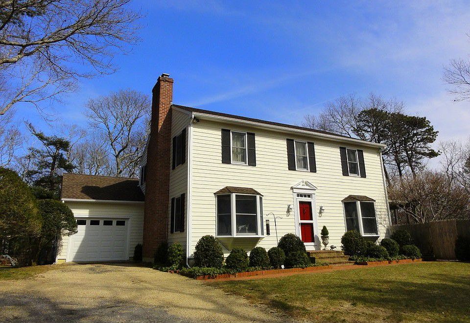 1st image of 17 Jasons Ln
