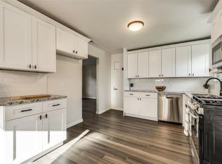 2436 Hillglenn Rd, Dallas, TX 75228