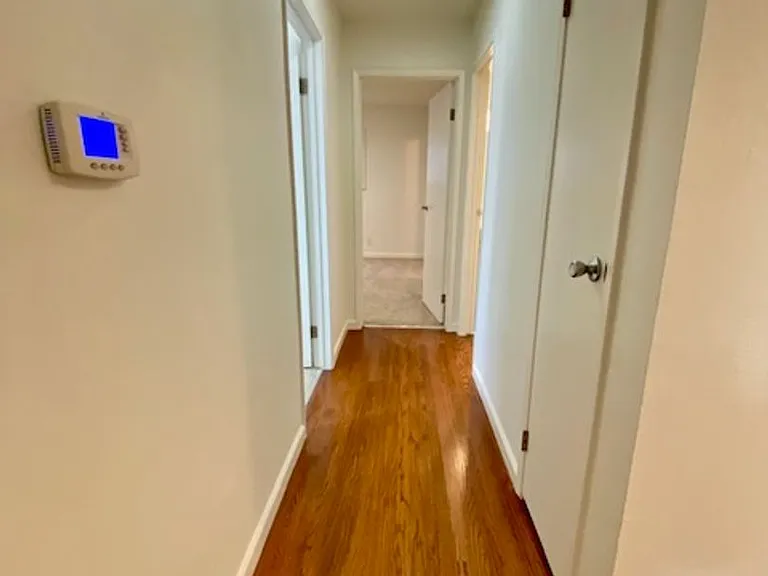 363 Helen Way — Photo 17