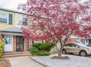 4742 199th St, Flushing, NY 11358
