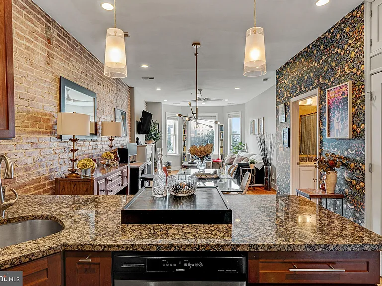 1531 Park Rd NW #6 — Photo 20