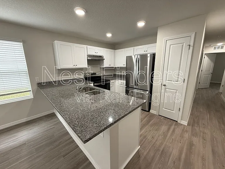 11454 Oakfield Ct #102 — Photo 4