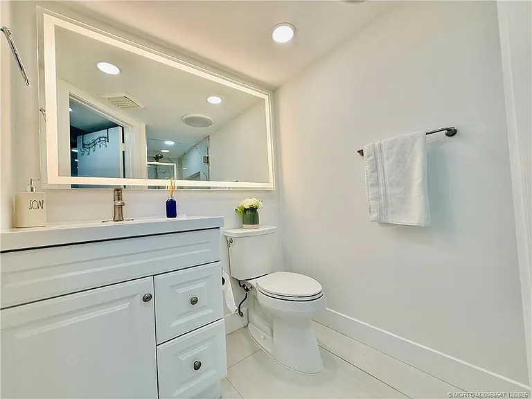 8800 S Ocean Dr #102 — Photo 70