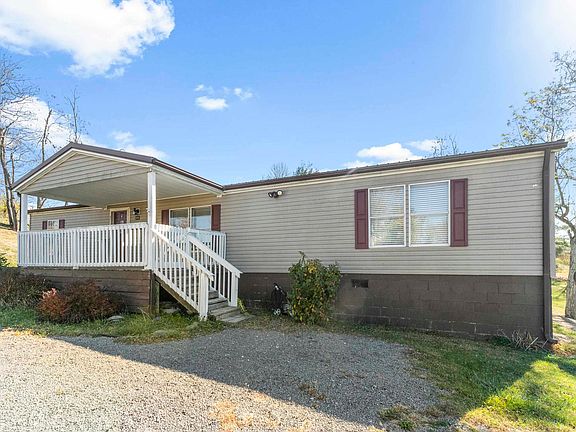 4th image of 210 Private Road 2595