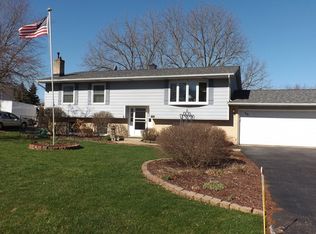 412 Garnett Ave, Winthrop Harbor, IL