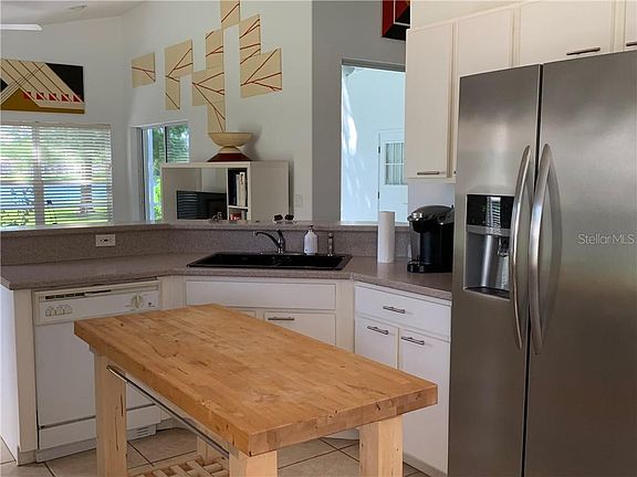4th image of 5201 Highbury Cir