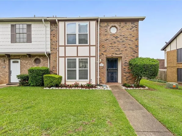 527 Highland Woods Dr W, Mobile, AL 36608