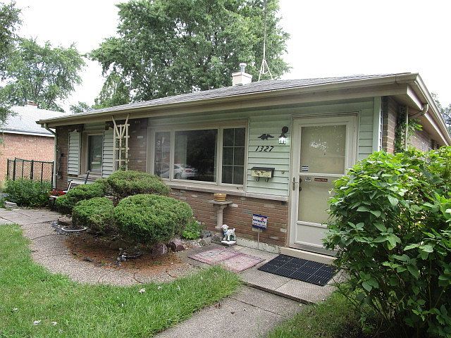 1st image of 1327 Imperial Ave