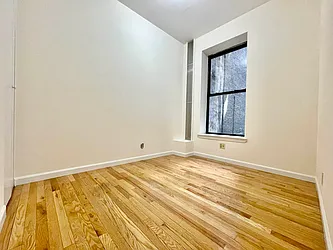 Rented by HOLTON REAL ESTATE INC.