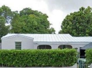 700 SW 44th Pl, Miami, FL 33134