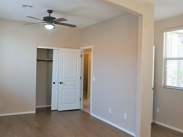 1858 Prairie Grass Dr — Photo 34