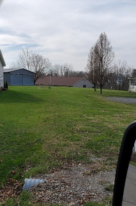 2nd image of 412 Marshall Ave