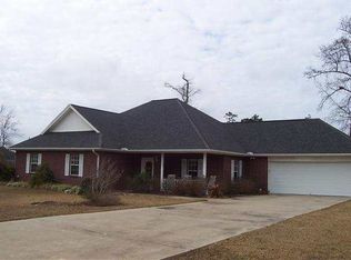 115 Dalewood Dr, Silsbee, TX 77656