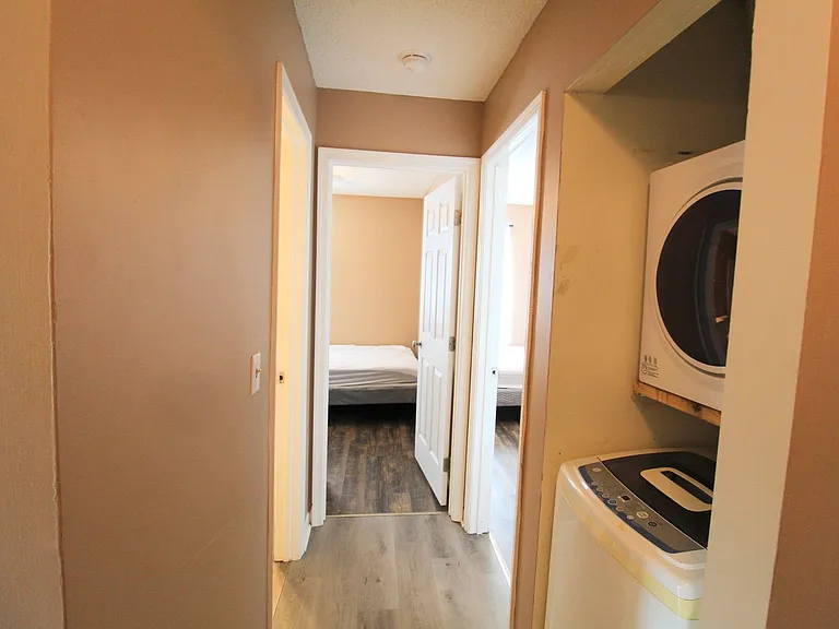 1330D Hunters Rd — Photo 10