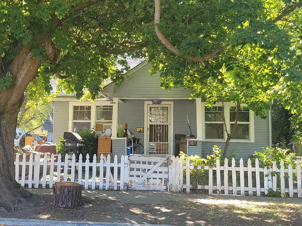 2nd image of 2124 Garden Ave