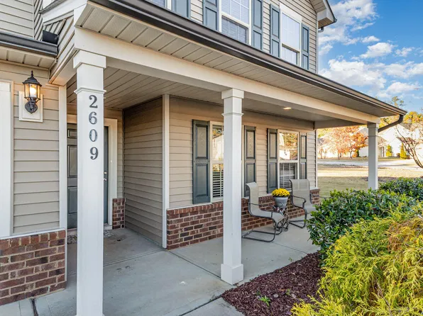 2609 Averon Dr, Fuquay Varina, NC 27526