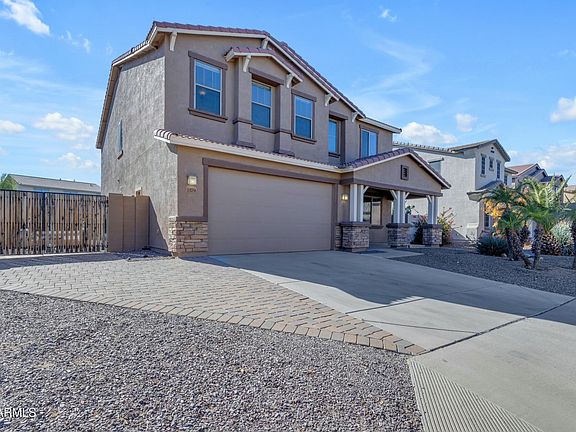 4th image of 1179 E COYOTE CREEK Way