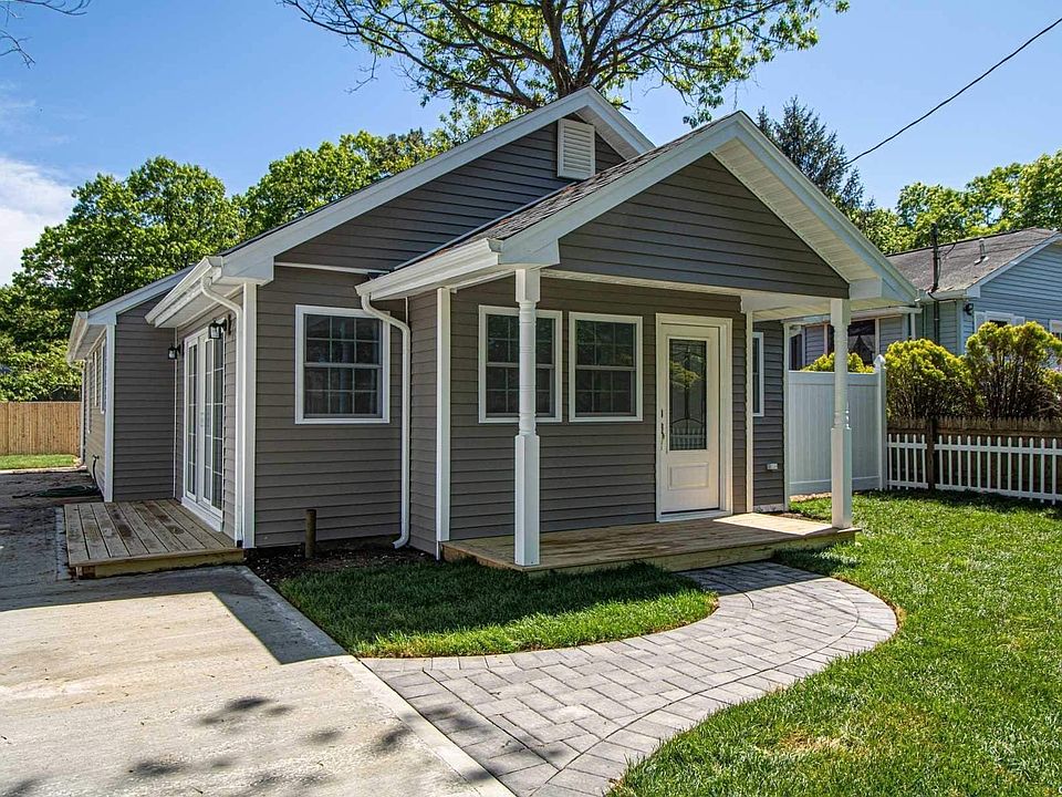 1st image of 134 Parkwood Dr