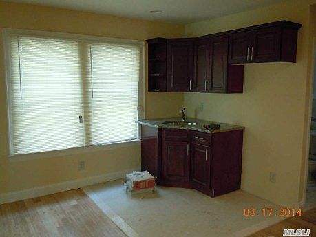 4th image of 10647 Ruscoe St
