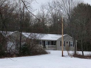 42 Rockingham Rd, Auburn, NH 03032