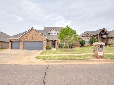 8213 NW 160th St, Edmond, OK, 73013