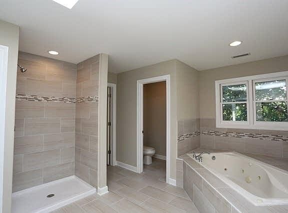 3rd image of 10713 S Royal Porthcawl Dr