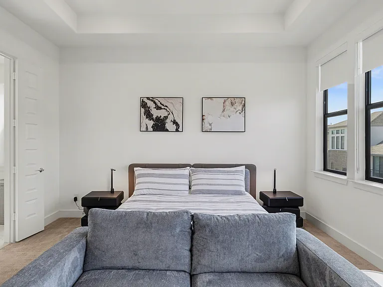 8033 Cornelius Dr — Photo 14